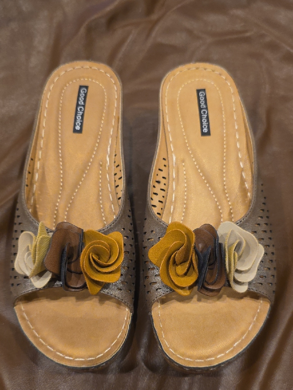 The Good Choice Juliet Floral Shoes Sz 9.5. NWOT